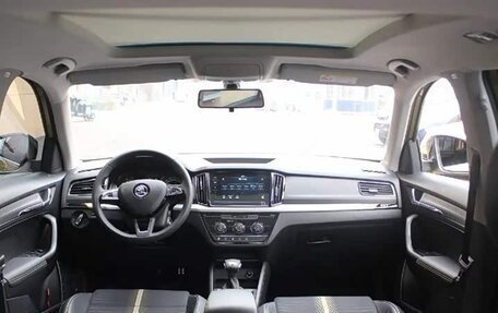 Skoda Kamiq I, 2022 год, 2 014 000 рублей, 7 фотография