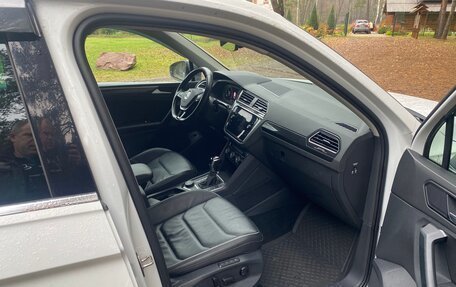 Volkswagen Tiguan II, 2020 год, 3 050 000 рублей, 5 фотография