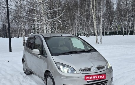 Mitsubishi Colt VI рестайлинг, 2003 год, 360 000 рублей, 5 фотография