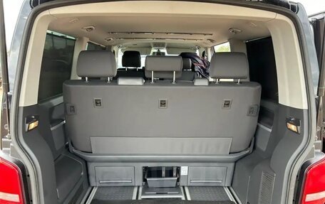 Volkswagen Multivan T5, 2014 год, 3 999 999 рублей, 5 фотография