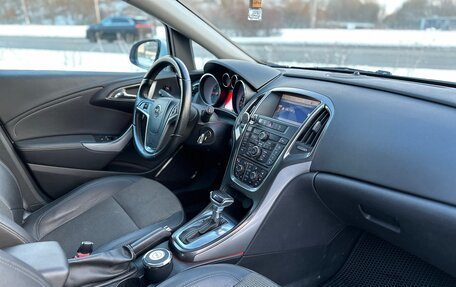 Opel Astra J, 2011 год, 710 000 рублей, 19 фотография