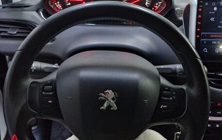 Peugeot 208 II, 2013 год, 850 000 рублей, 12 фотография