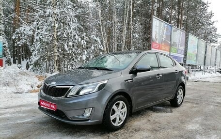 KIA Rio III рестайлинг, 2013 год, 700 000 рублей, 1 фотография