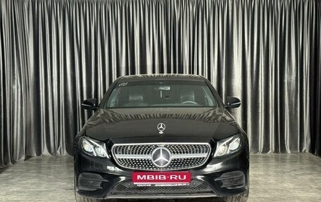 Mercedes-Benz E-Класс, 2019 год, 2 190 000 рублей, 1 фотография