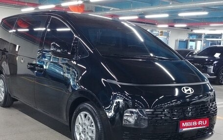 Hyundai Staria, 2025 год, 5 873 000 рублей, 3 фотография