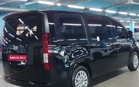 Hyundai Staria, 2025 год, 5 873 000 рублей, 6 фотография