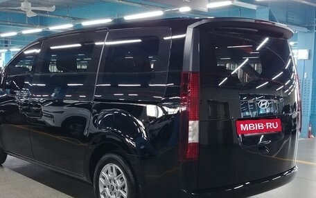 Hyundai Staria, 2025 год, 5 873 000 рублей, 4 фотография