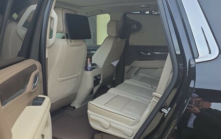 GMC Yukon IV, 2022 год, 12 500 000 рублей, 8 фотография