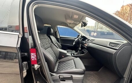 Skoda Superb III рестайлинг, 2017 год, 2 350 000 рублей, 10 фотография