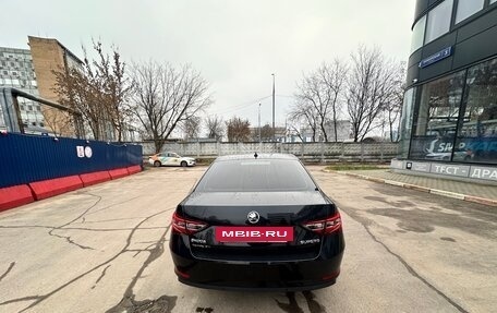 Skoda Superb III рестайлинг, 2017 год, 2 350 000 рублей, 4 фотография