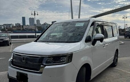 Honda Stepwgn, 2022 год, 2 650 000 рублей, 3 фотография