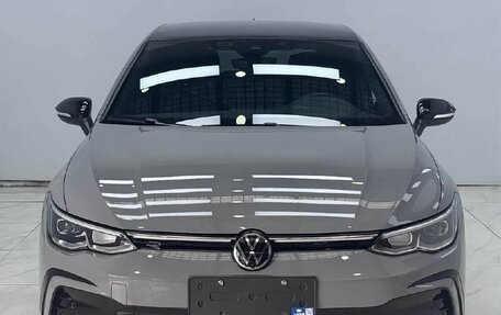 Volkswagen Golf VIII, 2022 год, 2 050 000 рублей, 2 фотография