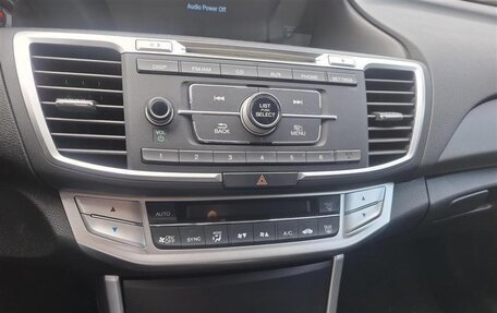 Honda Accord IX рестайлинг, 2014 год, 1 300 000 рублей, 10 фотография