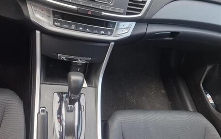 Honda Accord IX рестайлинг, 2014 год, 1 300 000 рублей, 13 фотография