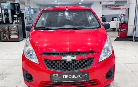 Chevrolet Spark III, 2011 год, 470 000 рублей, 2 фотография