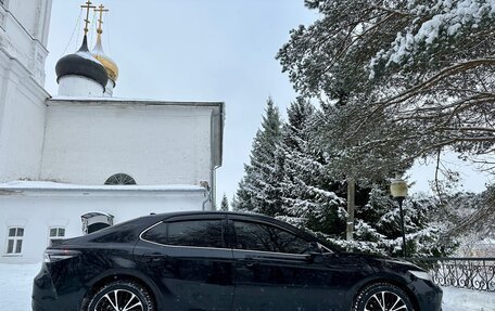 Toyota Camry, 2020 год, 2 850 000 рублей, 8 фотография