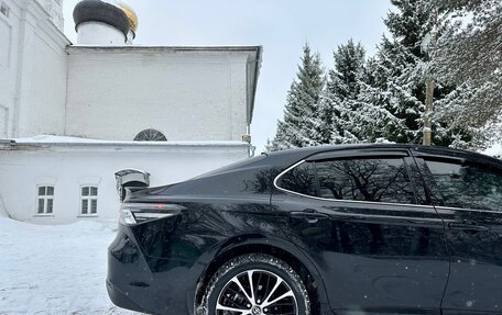 Toyota Camry, 2020 год, 2 850 000 рублей, 13 фотография