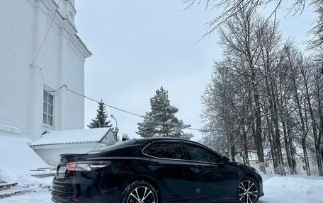 Toyota Camry, 2020 год, 2 850 000 рублей, 10 фотография