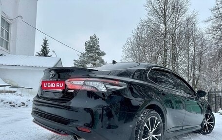 Toyota Camry, 2020 год, 2 850 000 рублей, 9 фотография