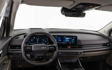 KIA Carnival, 2025 год, 5 698 999 рублей, 6 фотография