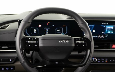 KIA Carnival, 2025 год, 5 698 999 рублей, 15 фотография