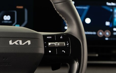 KIA Carnival, 2025 год, 5 698 999 рублей, 17 фотография