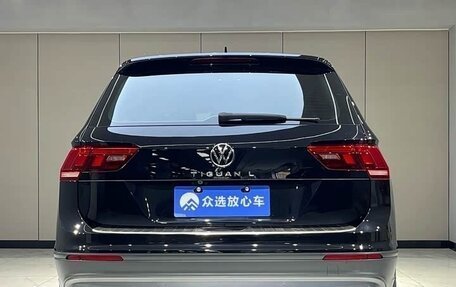 Volkswagen Tiguan II, 2022 год, 2 283 000 рублей, 5 фотография