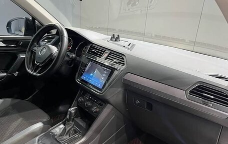 Volkswagen Tiguan II, 2022 год, 2 283 000 рублей, 9 фотография