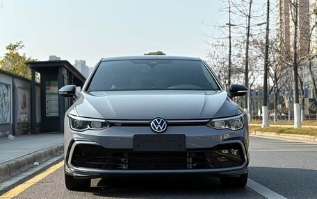 Volkswagen Golf VIII, 2022 год, 2 164 000 рублей, 2 фотография