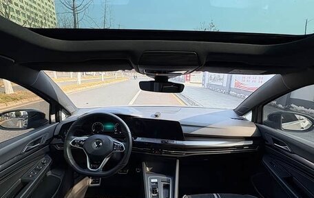 Volkswagen Golf VIII, 2022 год, 2 164 000 рублей, 10 фотография