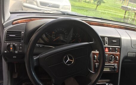 Mercedes-Benz C-Класс, 1999 год, 280 000 рублей, 8 фотография