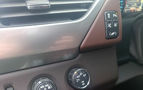 Chevrolet Tahoe IV, 2015 год, 3 200 000 рублей, 17 фотография