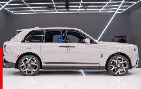 Rolls-Royce Cullinan, 2025 год, 61 957 280 рублей, 10 фотография