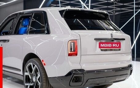 Rolls-Royce Cullinan, 2025 год, 61 957 280 рублей, 4 фотография