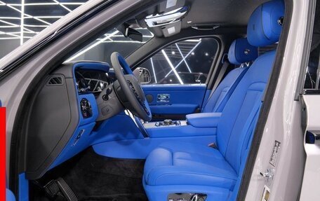 Rolls-Royce Cullinan, 2025 год, 61 957 280 рублей, 21 фотография