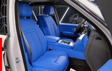 Rolls-Royce Cullinan, 2025 год, 61 957 280 рублей, 32 фотография