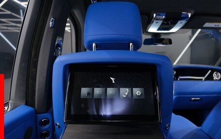 Rolls-Royce Cullinan, 2025 год, 61 957 280 рублей, 38 фотография