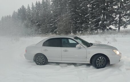 Hyundai Sonata IV рестайлинг, 2005 год, 235 000 рублей, 3 фотография