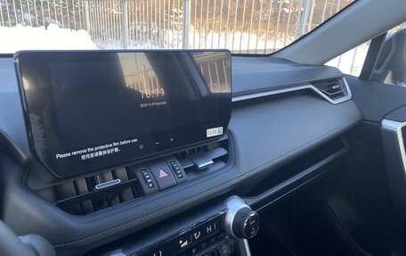 Toyota RAV4, 2025 год, 4 166 000 рублей, 13 фотография