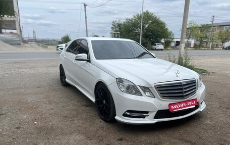 Mercedes-Benz E-Класс, 2012 год, 1 470 000 рублей, 2 фотография