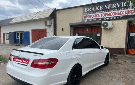 Mercedes-Benz E-Класс, 2012 год, 1 470 000 рублей, 3 фотография