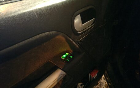 Ford Fusion I, 2006 год, 245 000 рублей, 26 фотография