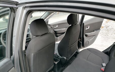 KIA Rio III рестайлинг, 2013 год, 700 000 рублей, 10 фотография