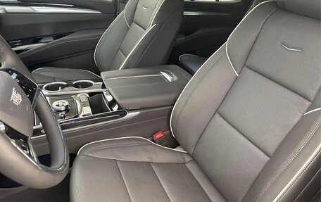 Cadillac Escalade V, 2025 год, 15 388 000 рублей, 9 фотография