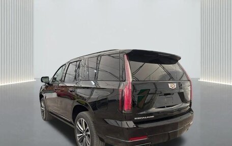 Cadillac Escalade V, 2025 год, 15 388 000 рублей, 7 фотография