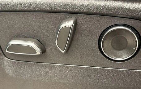 Cadillac Escalade V, 2025 год, 15 388 000 рублей, 18 фотография