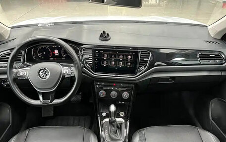 Volkswagen T-Roc I, 2022 год, 1 350 190 рублей, 9 фотография