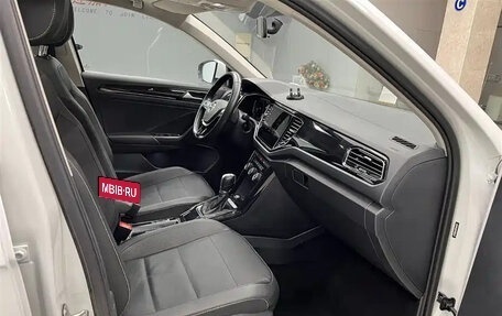 Volkswagen T-Roc I, 2022 год, 1 350 190 рублей, 20 фотография