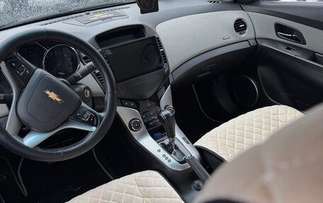 Chevrolet Cruze II, 2012 год, 800 000 рублей, 21 фотография