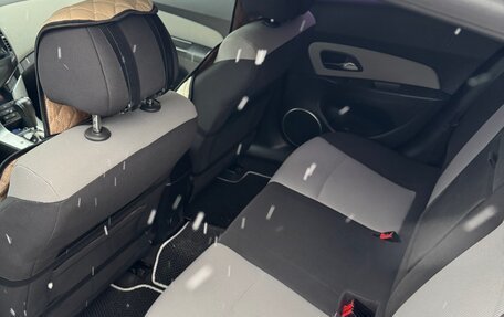 Chevrolet Cruze II, 2012 год, 800 000 рублей, 20 фотография